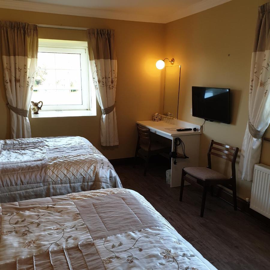 Cloghan Lodge 캐슬아일랜드 외부 사진